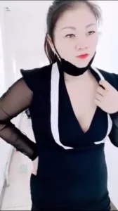 熟女楼道勾引大爷操逼2